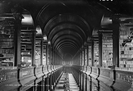 Dublin Trinity College library 1920